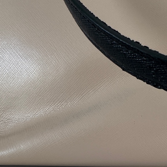 Kate Spade Bundle- Tan and Black Tote and Kate Spade Notebook - Picture 7 of 15